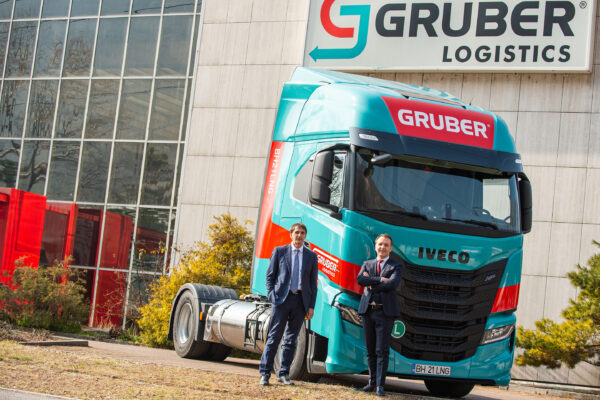 GruberLogistics_NewIveco-1090-FB