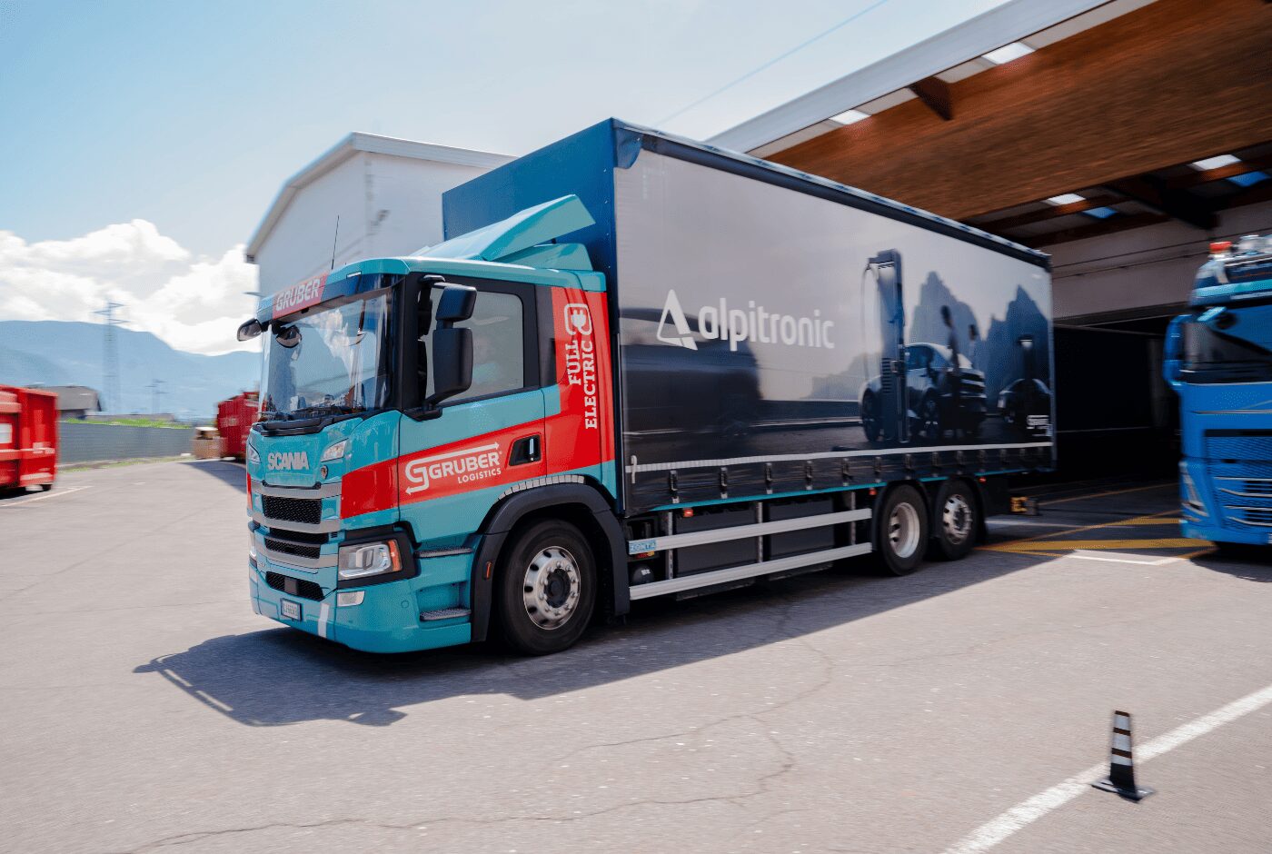 L'E-Truck di Gruber Logistics, prodotto da Scania, è in servizio per Alpitronic