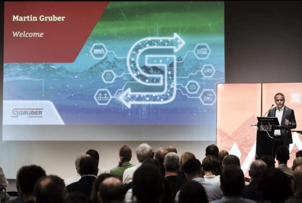 Martin Gruber eröffnet den Gruber Logistics Innovation Summit 2026