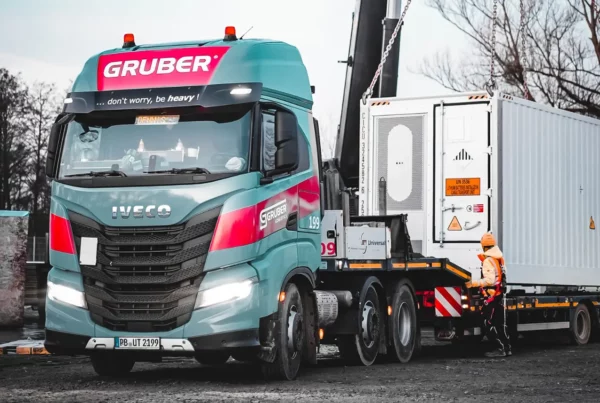Gruber Logistics trasporta sistemi di accumulo di energia a batteria (BESS)